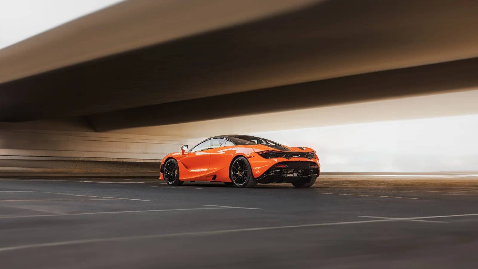 720S Orange - Sports Car