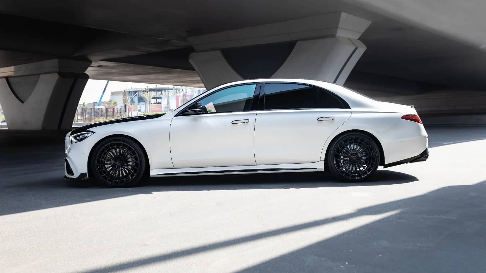 S580 Brabus White - Luxury