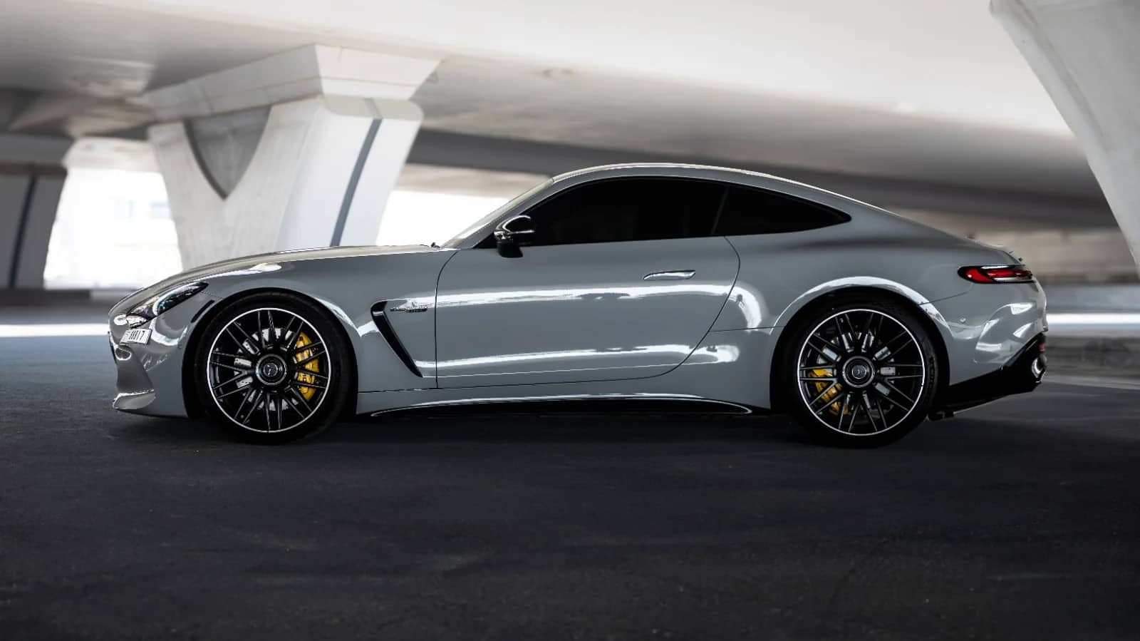 GT 63 Gray - Sports Car