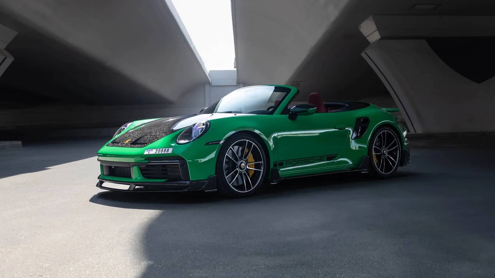911 Turbo S Green - Sports Car