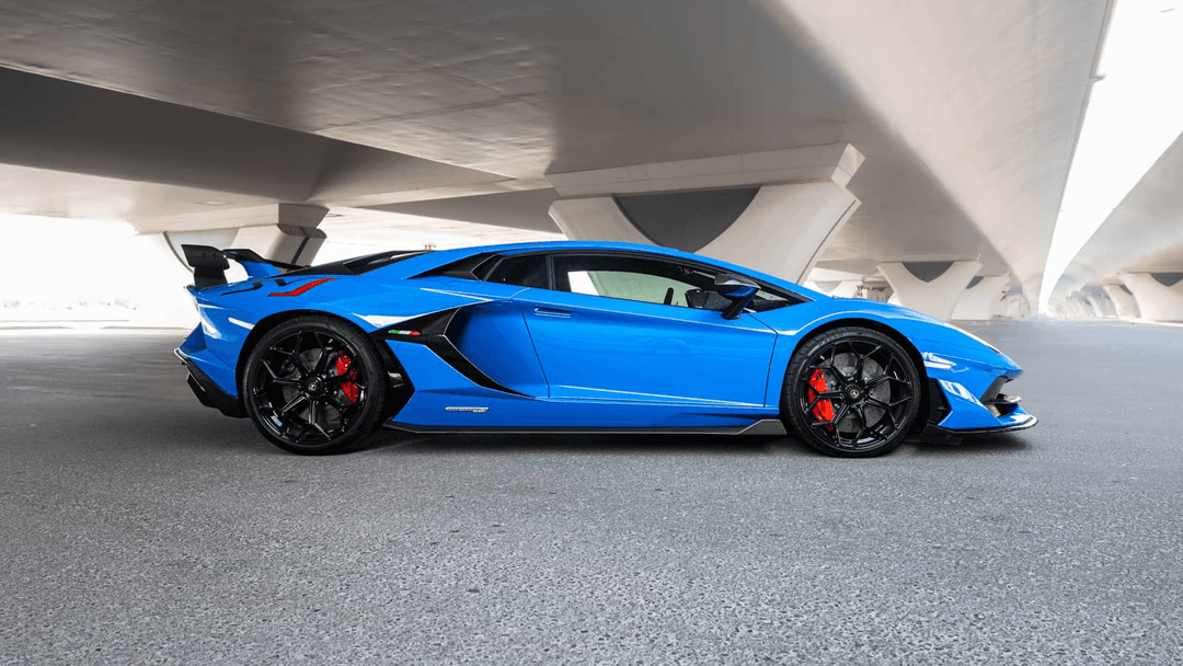 Aventador SVJ Blue